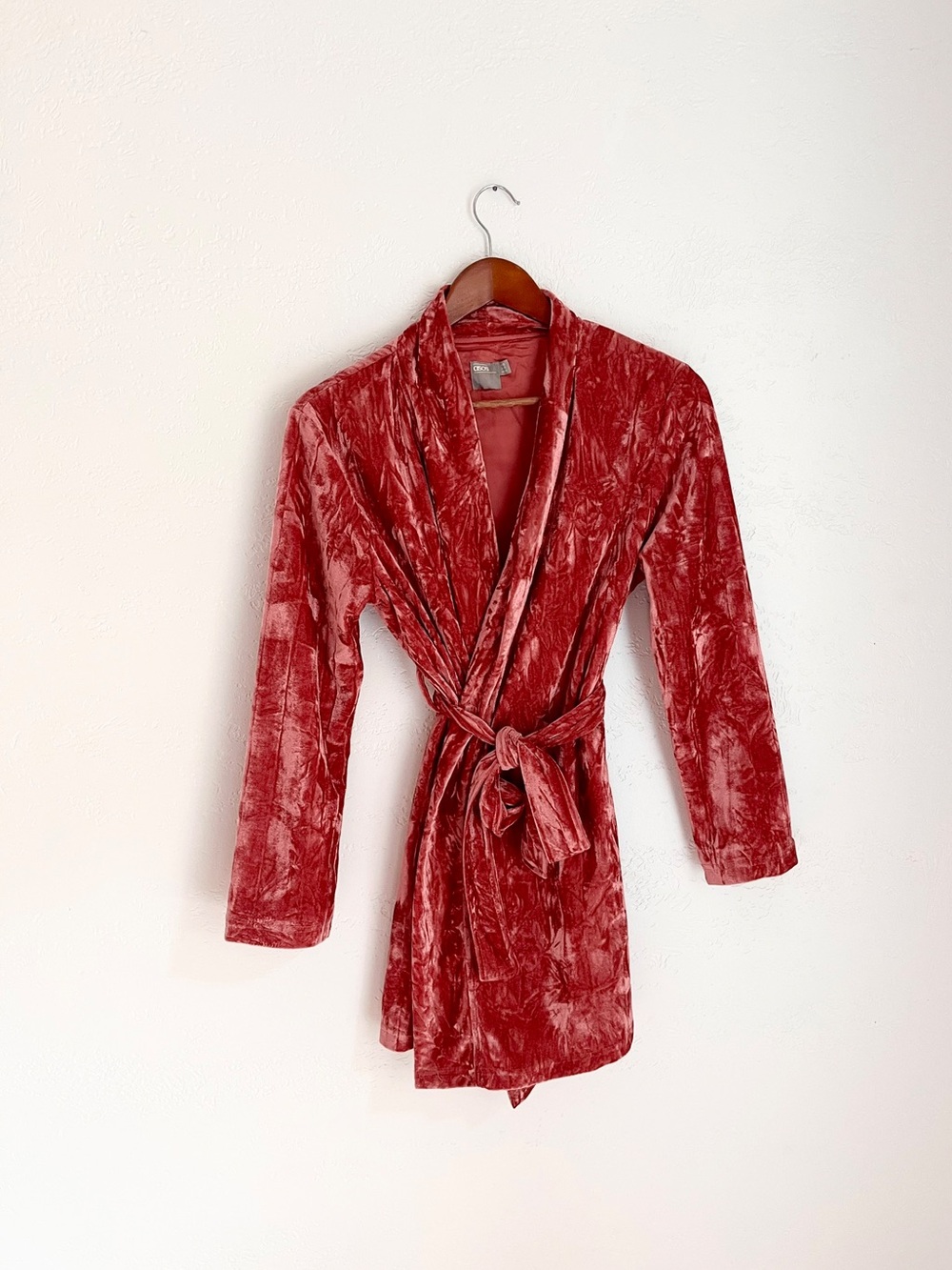 ASOS Crushed Velvet Robe - Picture 2 of 6